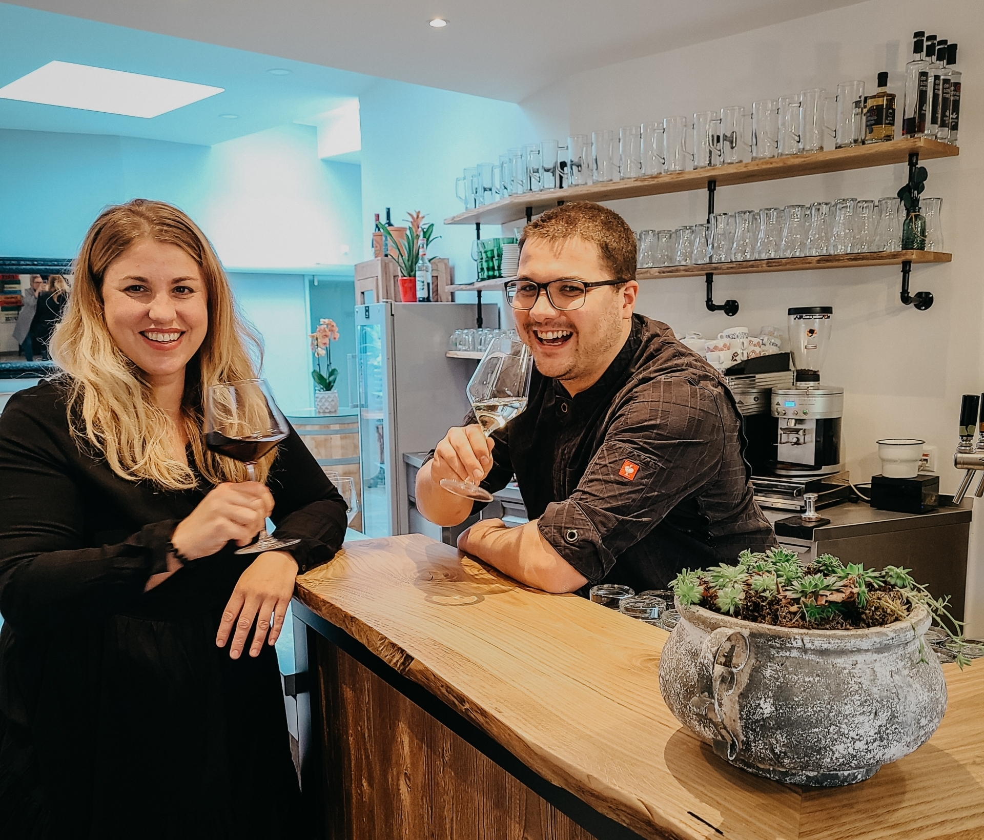 Die Wirtsleute: Katharina Schmidt und Levi Ströcker